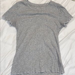 Grey ruffled t-shirt